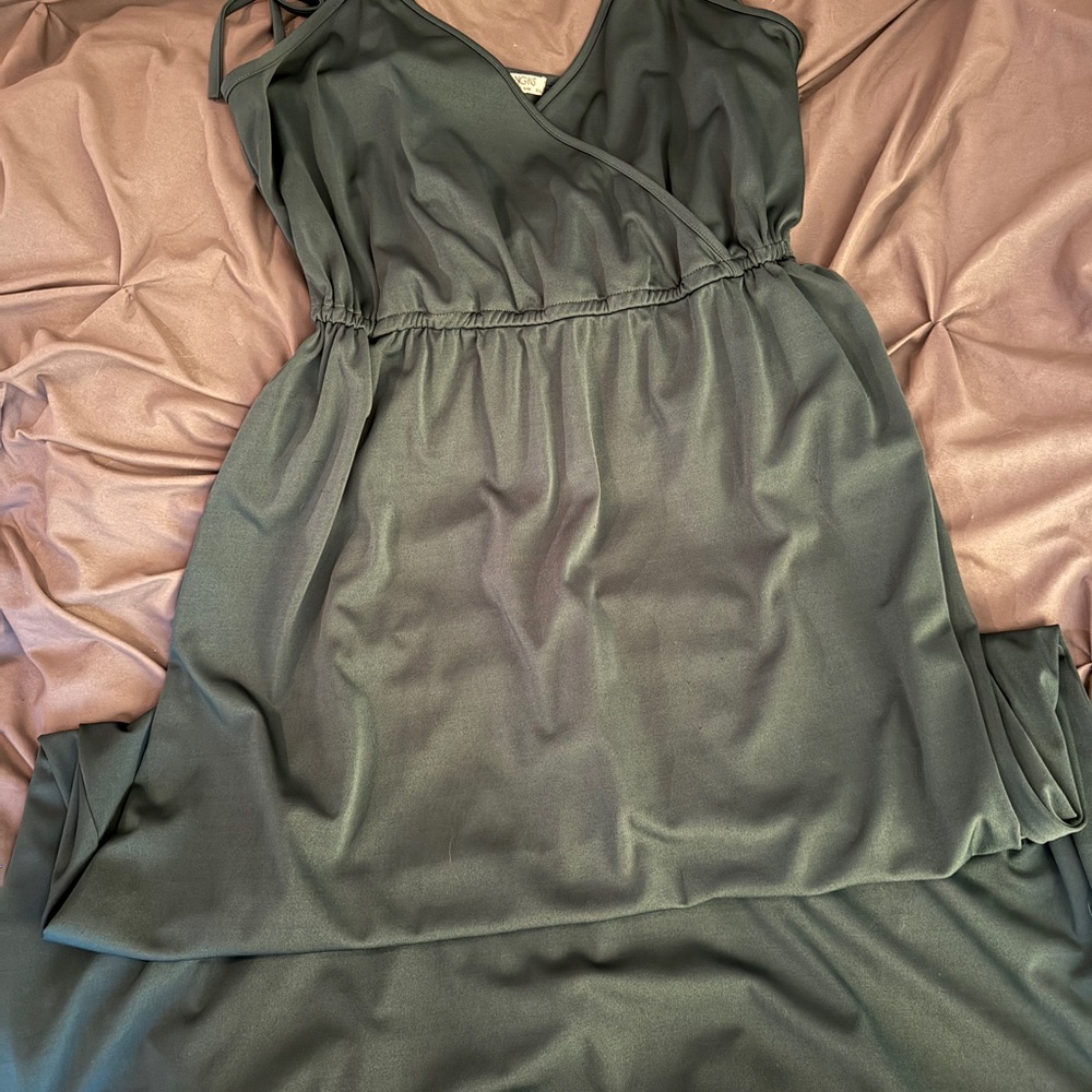 Elegant Green Sleeveless Dress